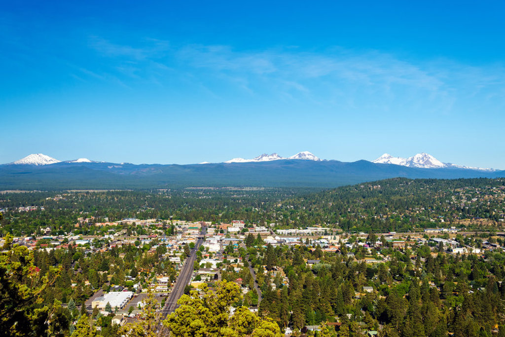 main_shutterstock_144520790_Bend.jpg
