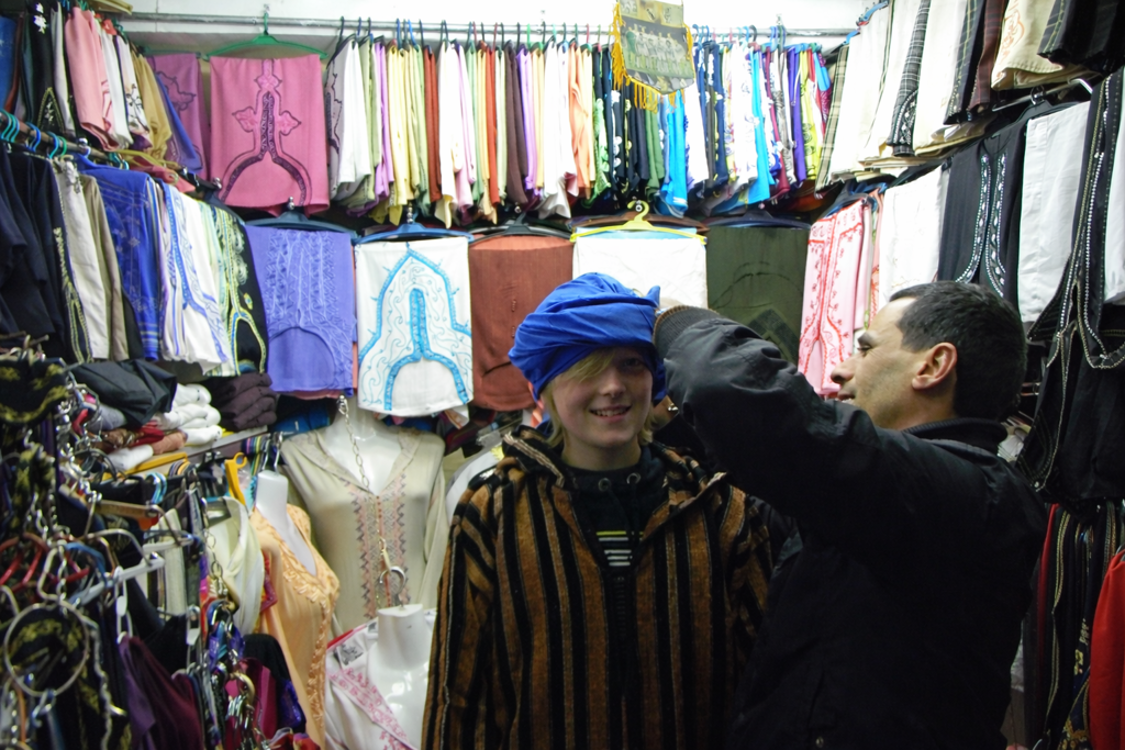 MAF - kind met doek.png