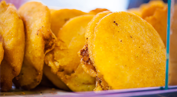 Arepa con huevo Cartagena Arepa con huevo Cartagena