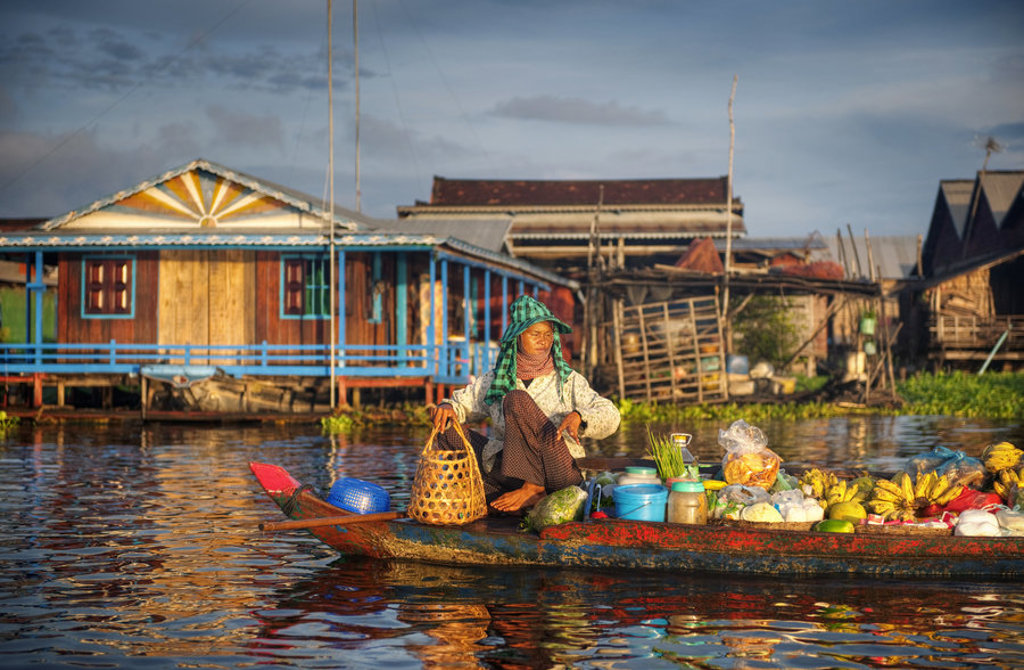 main_Floating_Market_Local.jpg