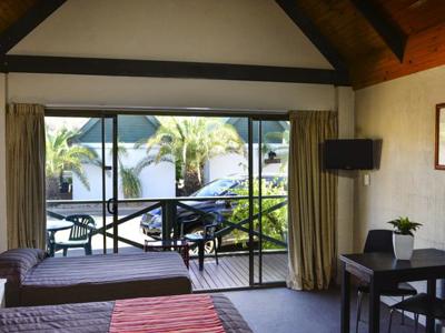 Desert Palms Alice Springs