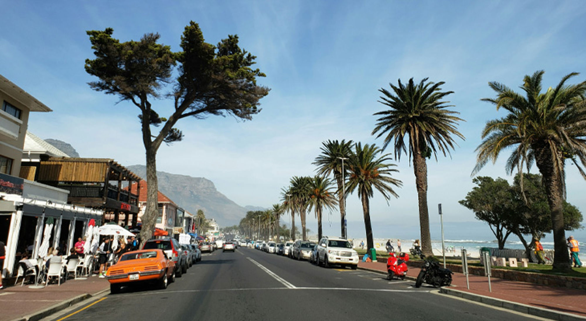 Straat in Camps Bay