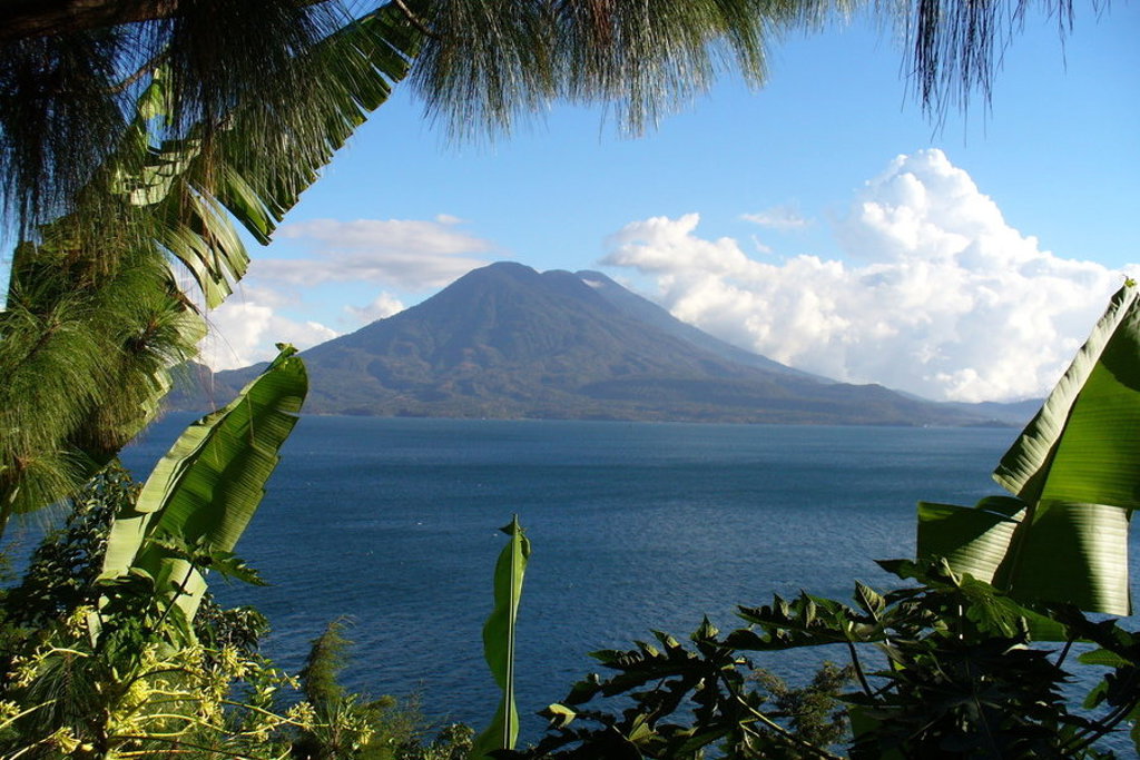 main_TMA_RUM_meer_van_Atitlan_1_shutterstock.jpg