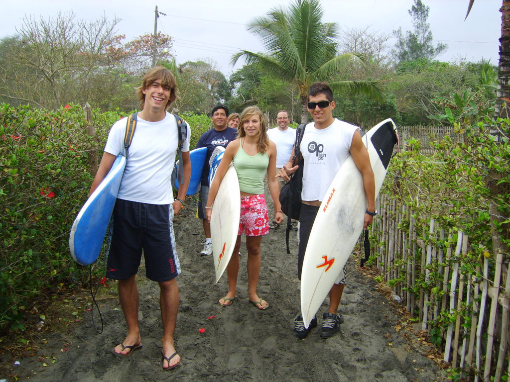 mitad del mundo, ecuador, familiereis