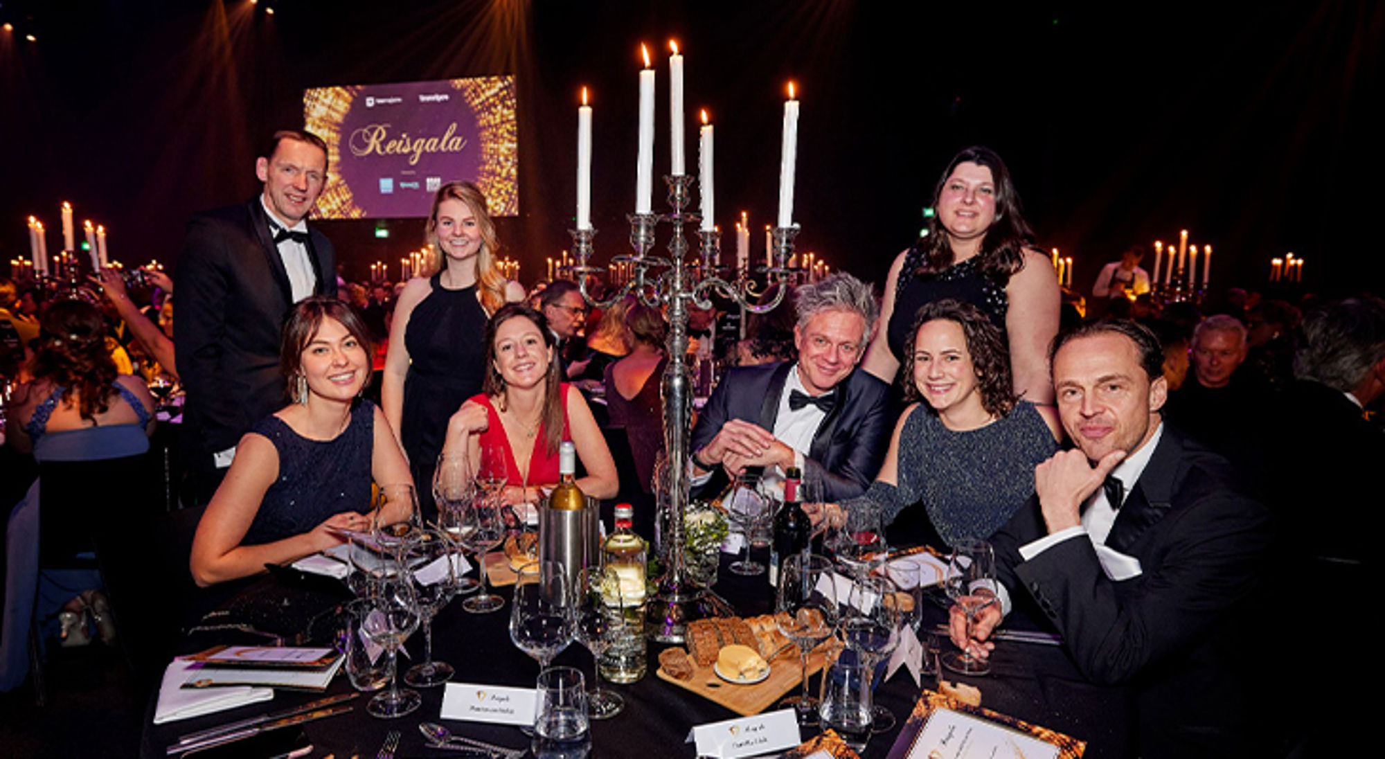 Sawadee collega's op het Reisgala