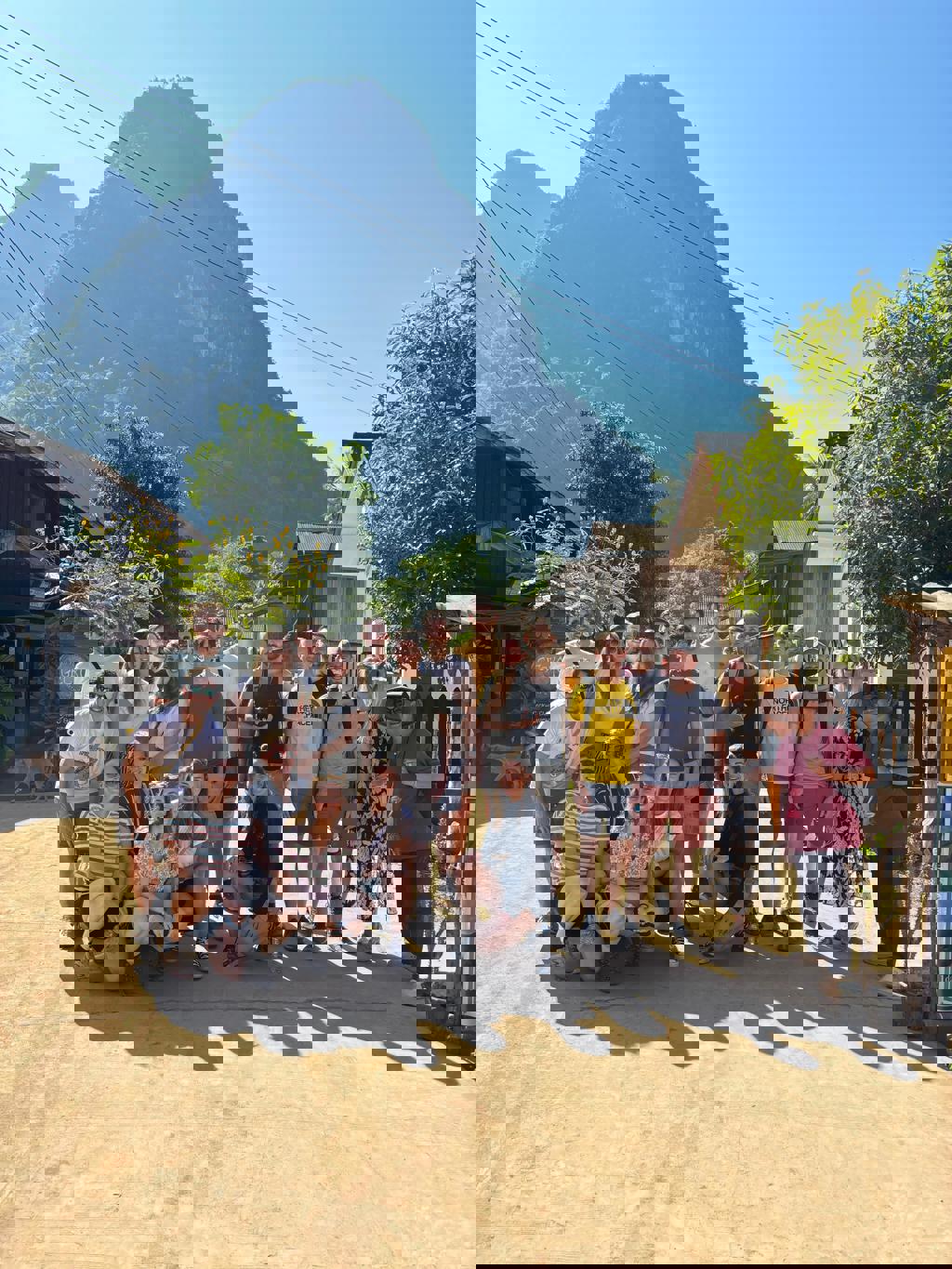 Nong Khiaw groepsfoto (2).JPG