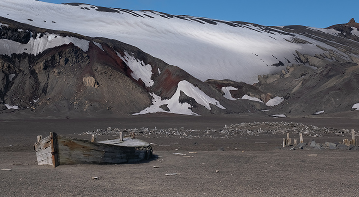 deception-island-krater