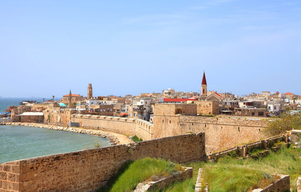 main_shutterstock_100240004_Akko.jpg