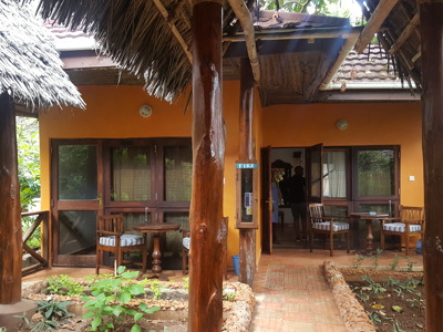 Mnarani beach cottage