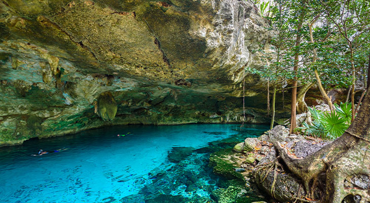 Dos Ojos Cenote