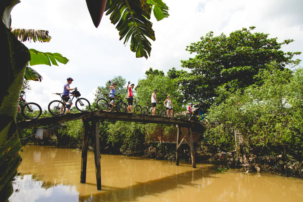 main_Intrepid-Travel-vietnam_thailand_cambodia_cycling_group_IMG_4362.jpg