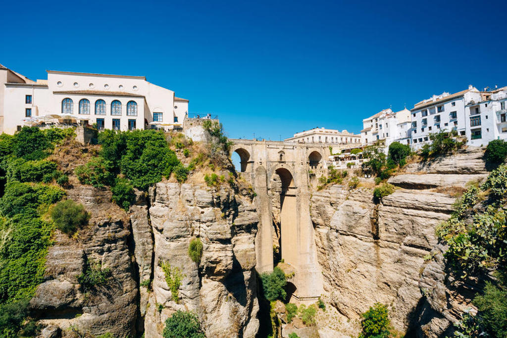 main_Ronda_shutterstock_310753064.jpg