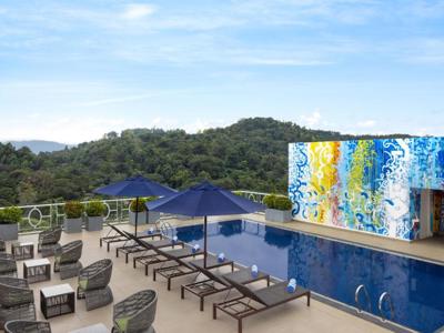 Radisson Hotel Kandy - Zwembad