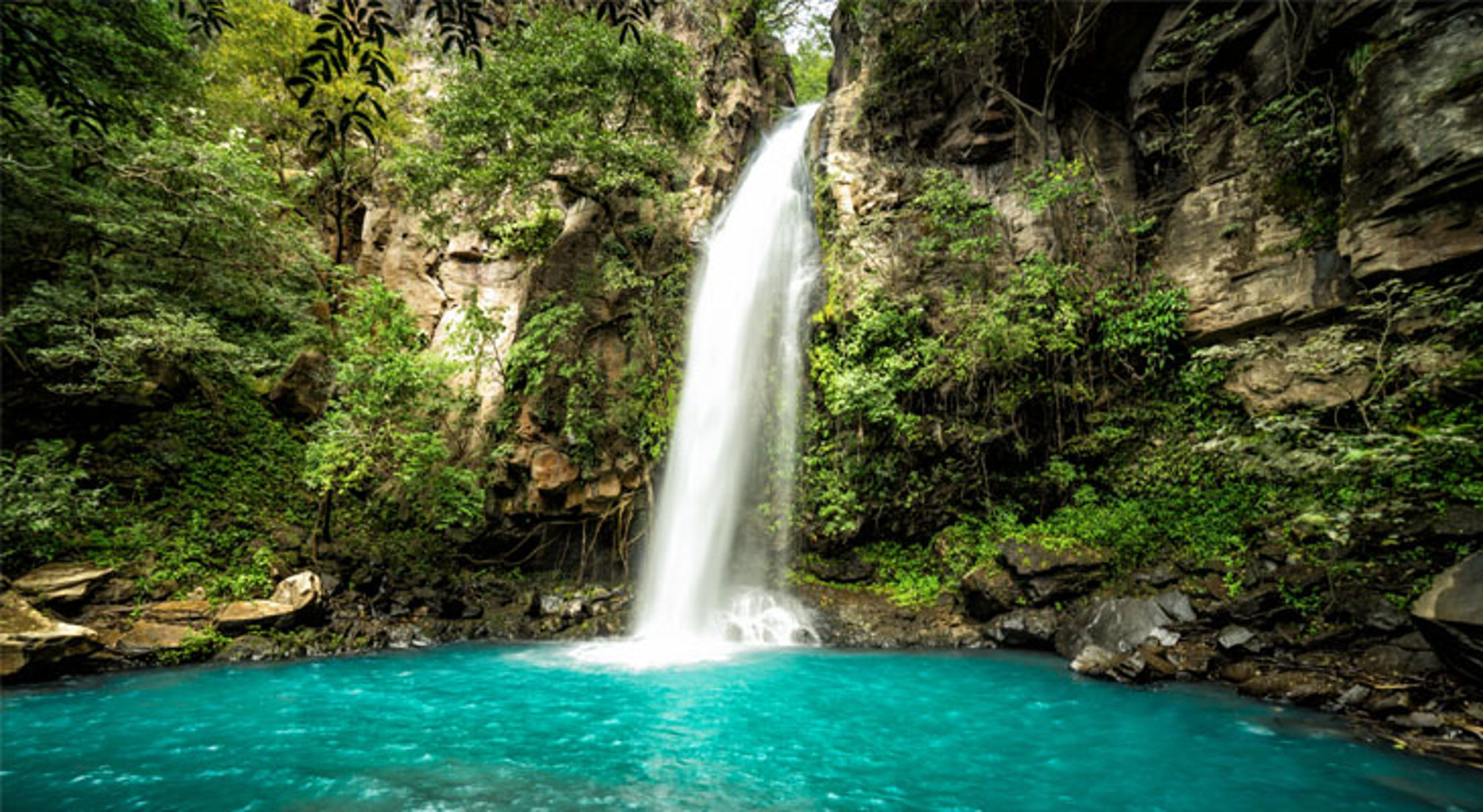 Catarata la Cangreja waterval Rincon de la Vieja Catarata la Cangreja waterval Rincon de la Vieja