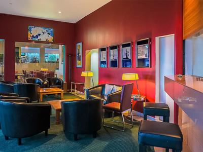 Paihia Pacific Resort lounge