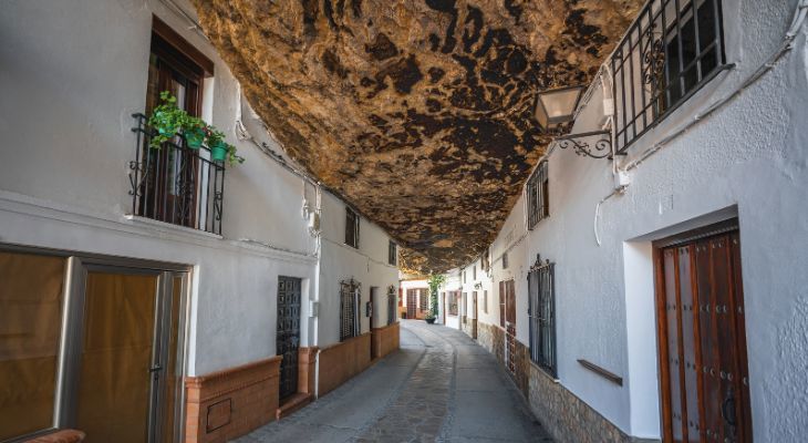 Setenil_de_las_Bodegas.jpg