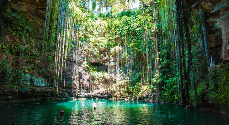 Cenote Ik Kil