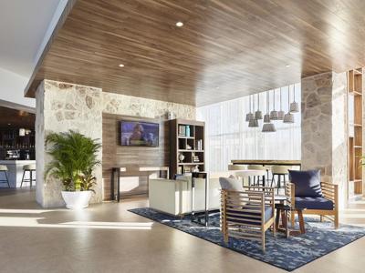 Fairfield Inn & Suites Cancún lounge