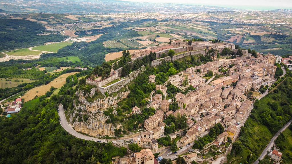main_shutterstock_1768071728_Civitella.jpg