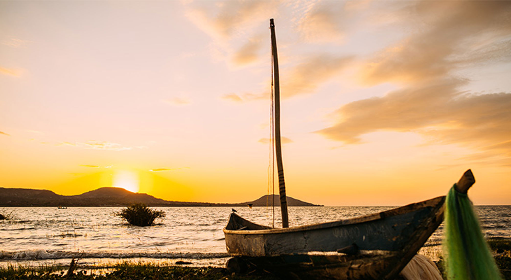 Zonsondergang bij het Victoriameer Zonsondergang bij het Victoriameer