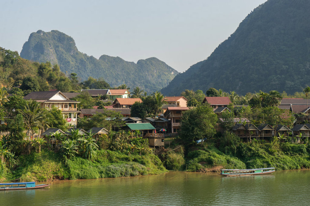 main_Laos_-_Nong_Khiew_shutterstock.jpg