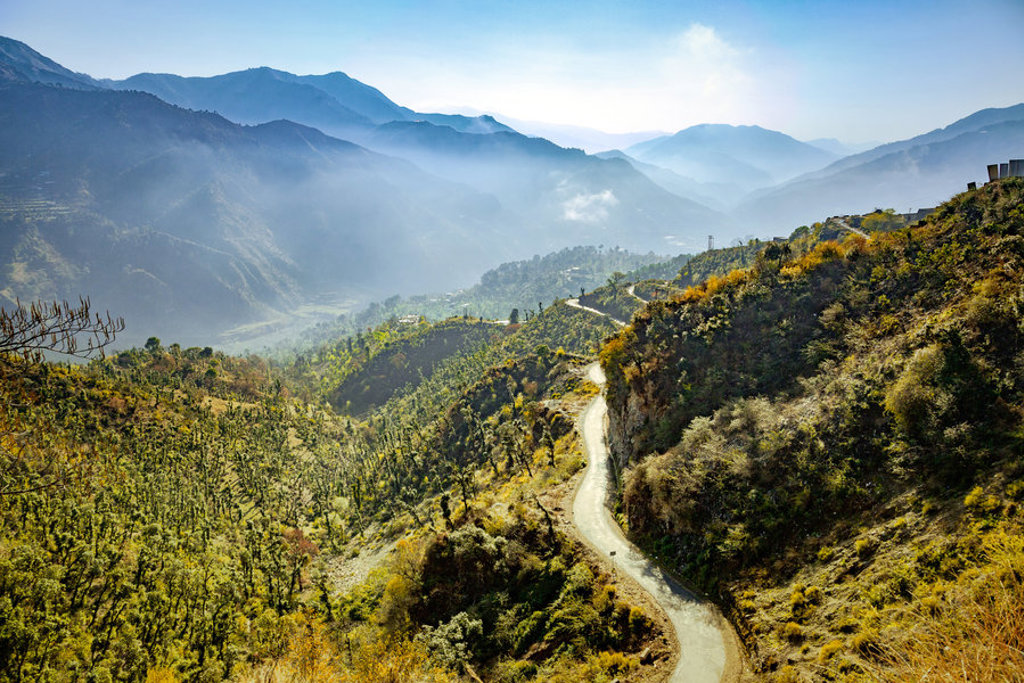 main_Shimla_Valley_shutterstock_1087062845.jpg