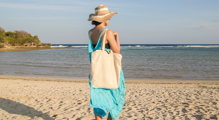 Linnen tasje op reis