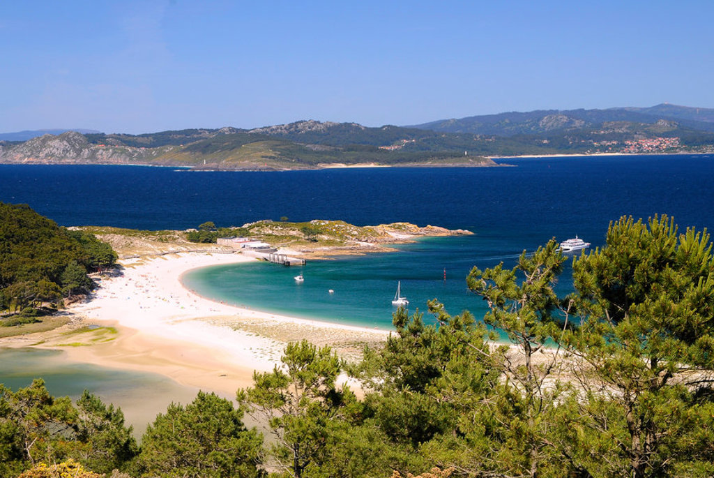 main_EIF_Cies_Islands_shutterstock_1108224311.jpg