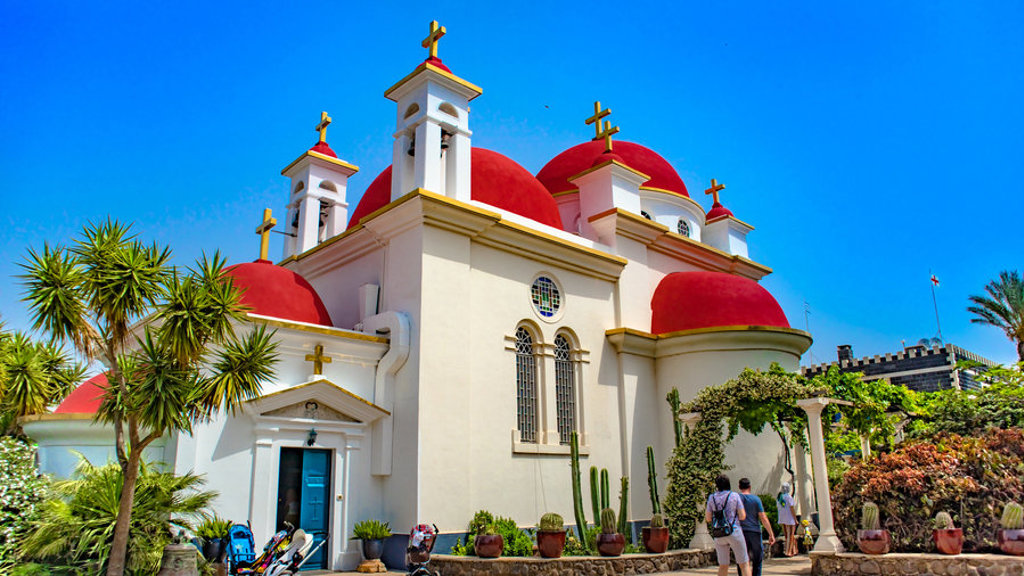 main_shutterstock_1090907618_Capernaum.jpg