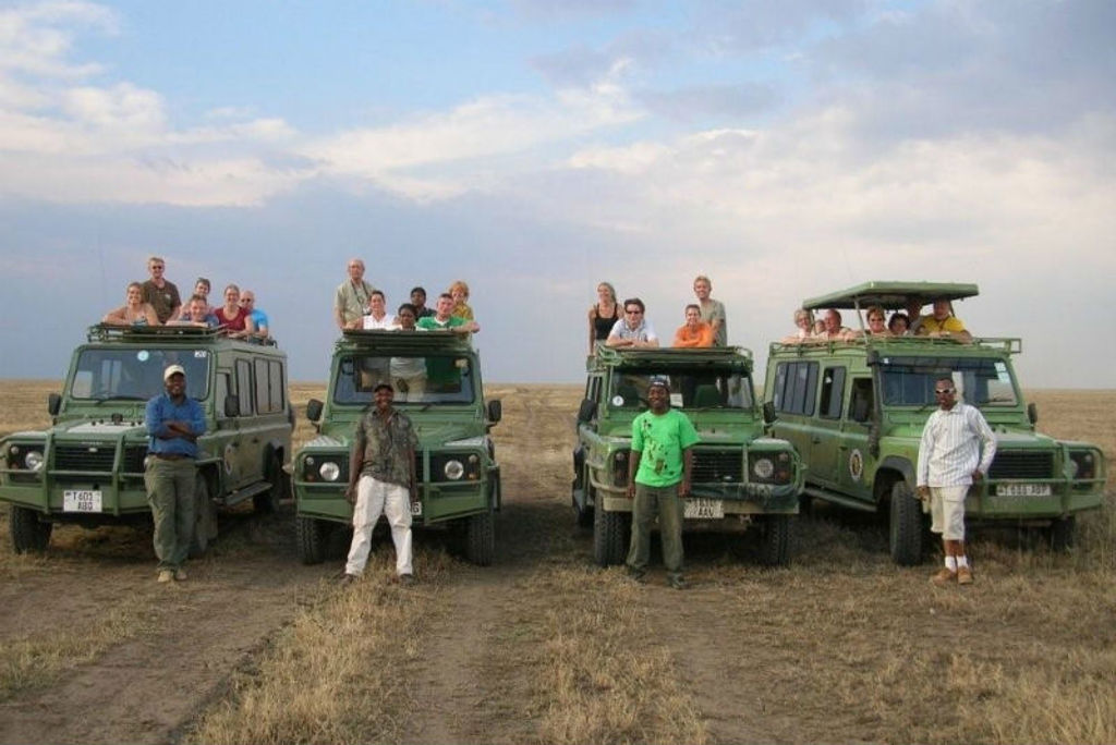 44-Jeeps-in-Tanzania.JPG