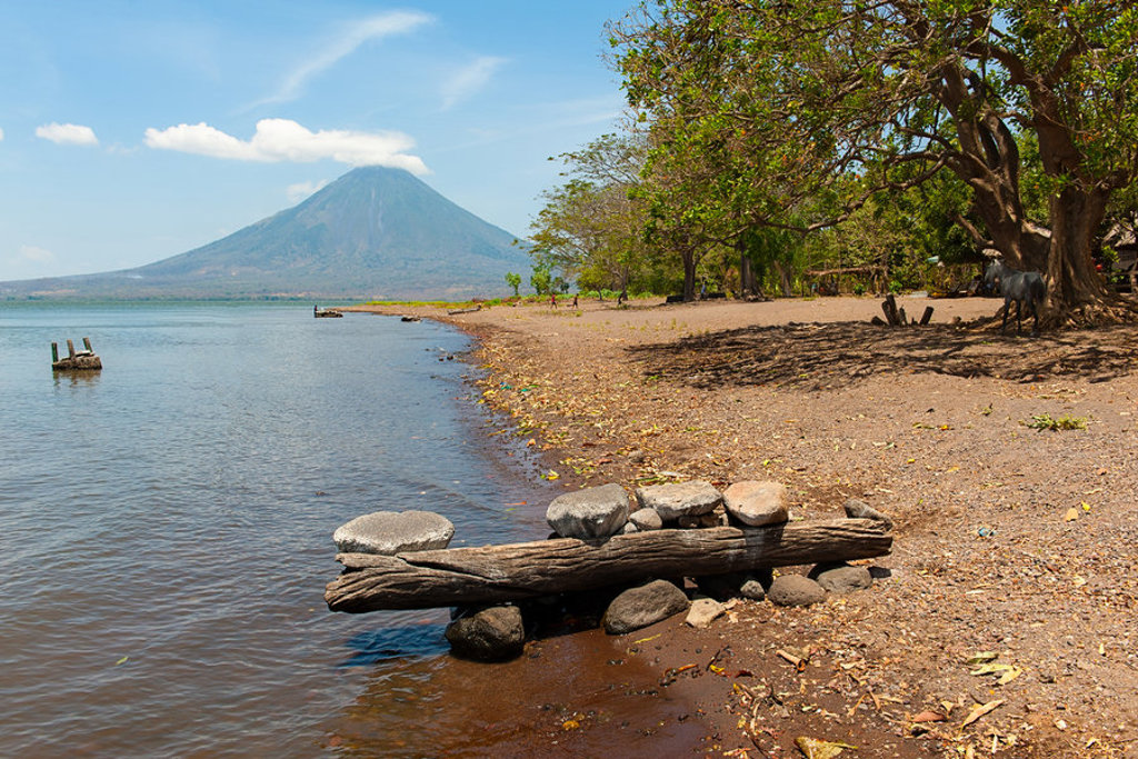 main_Shutterstock_-_Ometepe.jpg