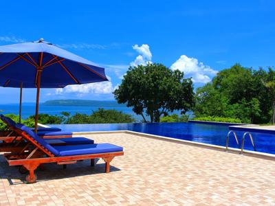 Samawa Seaside Cottage zwembad