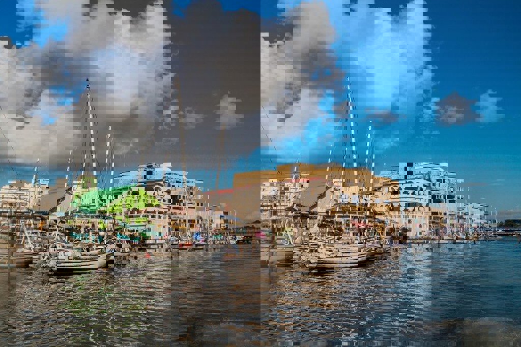 main_Belize_stad.jpg