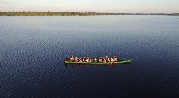 boottocht over de amazone
