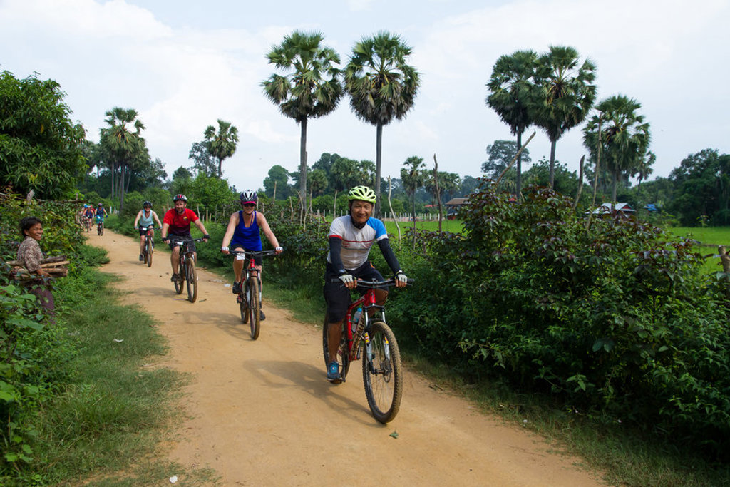 main_Intrepid-Travel-Vietnam_cycling_group_IMG_8793.jpg
