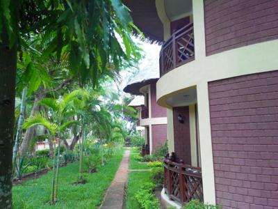 Sunrise Beach Resort