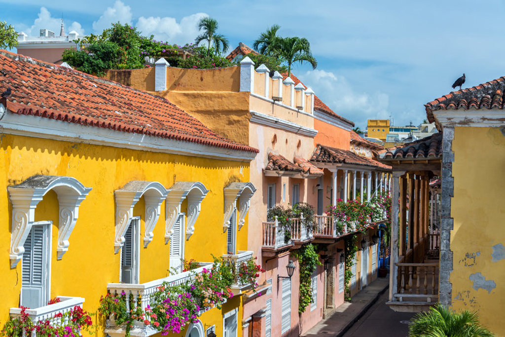 main_shutterstock_188799671_Cartagena.jpg